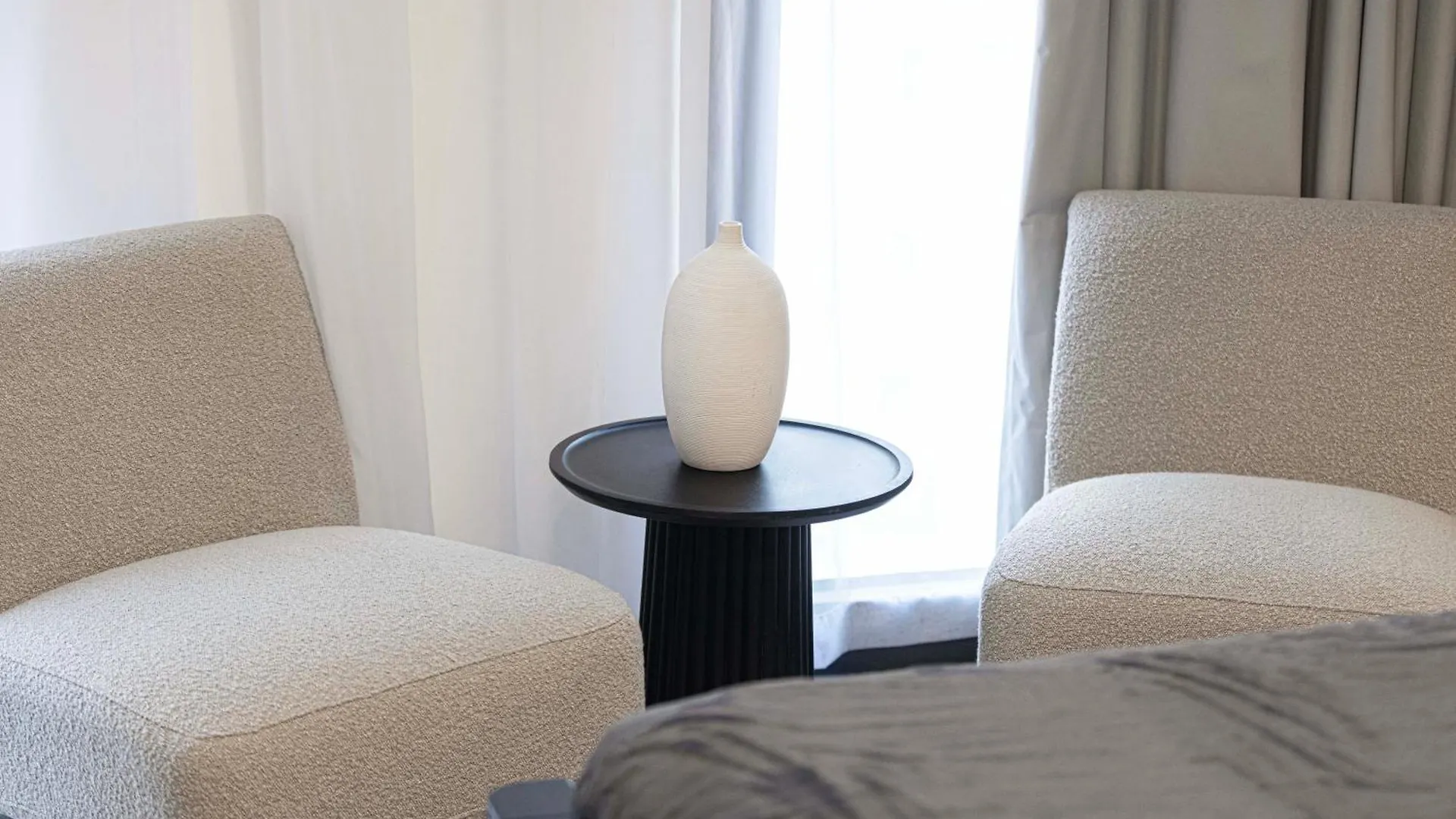 Ash & Lux By Bluecloud Holidays Sharjah Apartment